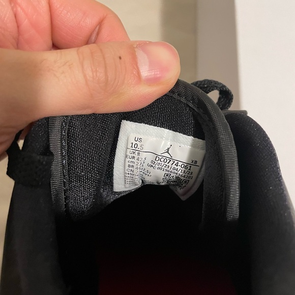 Jordan 1 Low - Picture 5 of 6